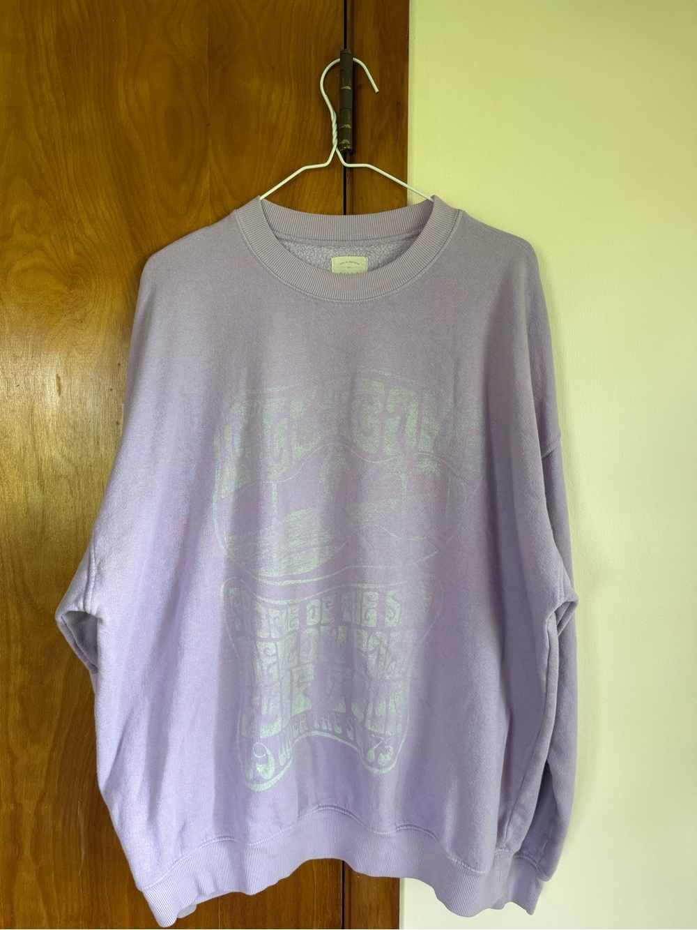 Billabong Lavender Graphic Crewneck Sweatshirt